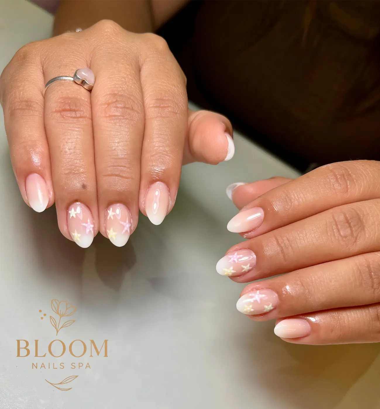 Diseño de uñas nude cortas en Miraflores - Bloom Nails Spa